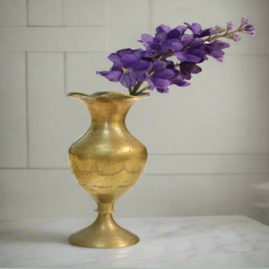 Classic pedestal brass vase with a smooth gold sheen, ideal for showcasing deep red <b>roses</b>. Available at wholesale prices. - Product Image 3