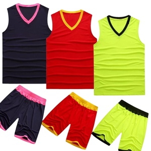 Wholesale custom sublimation print basketball uniform professional wears best quality - Product Image 3