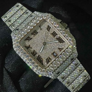 นาฬิกาเพชรโมอิสซาไนต์ VVS แบบ Iced Out ดีไซน์ทนทาน เหมาะสำหรับใช้ในชีวิตประจำวันและการเดินทางเพื่อธุรกิจ ราคาสุดคุ้ม - Product Image 2