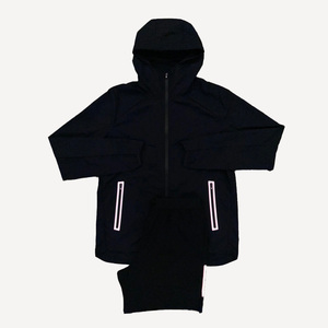 Ensemble de vêtements de sport pour homme, noir, à capuche, couleur unie, séchage rapide, tricoté en polyester, pour l'automne - Product Image 3