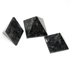 Pirámide de Rodonita rosa de piedras preciosas naturales de calidad superior 2024, venta al por mayor para meditación de puesta a tierra curativa, venta al por mayor - Product Image 4