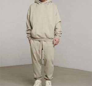 Ensemble de survêtement décontracté d'hiver avec logo personnalisé, pantalon de jogging droit et sweat à capuche, coupe-vent respirant uni pour la course - Product Image 1