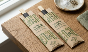 Palillos de Bambú Reutilizables de Fabricación Vietnamita, Precio Económico al por Mayor, Cubiertos de Madera Ecológicos, Diseño Tradicional, Venta al por Mayor - Product Image 1