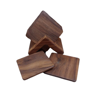 Ensemble de 8 dessous-de-verre ronds en bois de noyer de qualité supérieure, écologiques, design rustique personnalisé, pour boissons, taille 10 cm - pour restaurants - Product Image 1