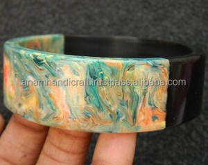 Artisanat en résine de style ange vintage fabriqué à la main pour femmes bouton de manchette et bracelet personnalisés haut de gamme fabriqués à la main d'Inde - Product Image 2