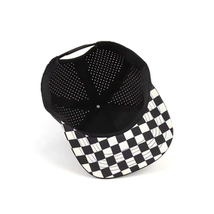 Casquette de golf personnalisée légère et imperméable avec trous découpés au laser, logo de marque et tissu personnalisé sous la visière – Fournisseur de premier plan - Product Image 4