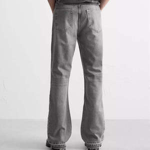 Jeans de mezclilla de corte amplio y acampanado al por mayor para hombre, pantalones de mezclilla de primera calidad para hombre, estilo urbano. - Product Image 3