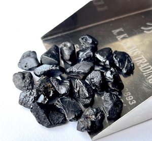 Pierres brutes d'épinelle noire, cristaux naturels bruts, pierres précieuses en vrac, spécimens minéraux, fournisseur en gros pour la bijouterie - Product Image 3
