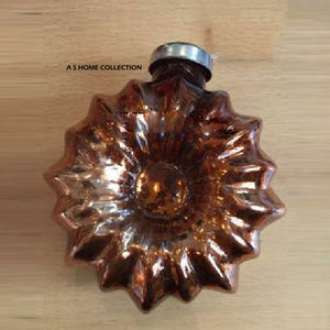 Adornos Navideños Colgantes de Lujo Modernos, Caja de Regalo con Diseño de Santa Claus para Decoraciones Festivas, Proveedor Mayorista de Metal - Product Image 1