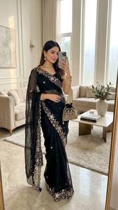 Sari en satin de créateur Fandy avec de magnifiques perles brodées à la main, travail Dana découpé, bordure lourde et Butti sur toute la surface du sari avec Aarco. - Product Image 6