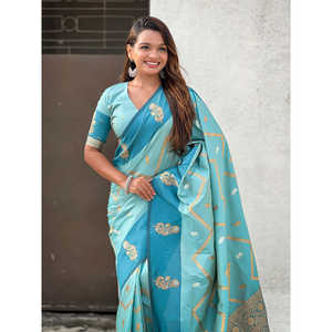 Sari en soie douce bleu ciel Elite Weaves, tissé en zigzag avec des motifs Zari, pour une tenue de soirée, 650g - Product Image 2