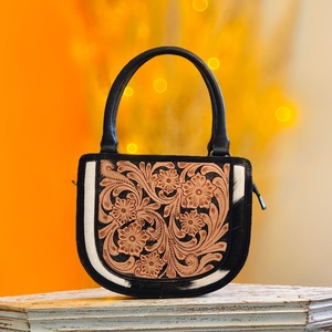 Sac fourre-tout à bandoulière en cuir véritable Venus, motif floral fait main, style western, fermeture éclair, 45-55 cm – Nouvelle collection très prisée - Product Image 2