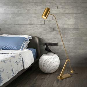 Lampe sur pied LED à économie d'énergie avec un design élégant pour le bureau et l'appartement - Product Image 4