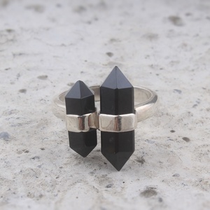 Natural Black Onyx Crystal Point Statement <b>Ring</b> Double Point Gemstone Sterling Silver <b>Ring</b> Dainty <b>Stacking</b> Women Jewelry - Product Image 3