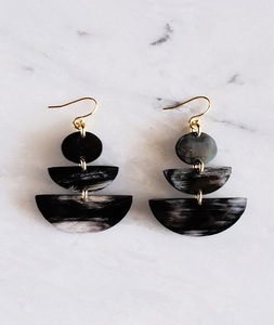 Pendientes de Aro de Cuerno de Búfalo, Ecológicos, Hechos a Mano, con Patrón de Caparazón de Tortuga, Pulidos, Artesanía Natural, FS International Uttar Pradesh - Product Image 6