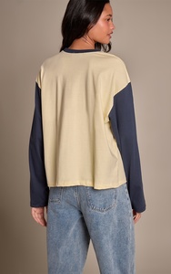 T-shirt à manches longues personnalisé pour femme, imprimé sur mesure, décontracté, de qualité supérieure, avec design personnalisé, vêtements à marque privée en gros - Product Image 5