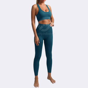 Conjunto de Yoga para Mujer de Alta Calidad Fabricado en Pakistán, Color Sólido, Diseño Personalizado, Logotipo Frontal, Ecológico, Transpirable, Conjunto de 2 Piezas - Product Image 2