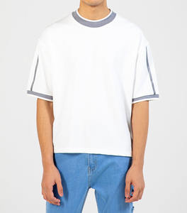 เสื้อยืดผู้ชายพิมพ์โลโก้ตามสั่งเสื้อยืดผ้าฝ้ายเนื้อวัสดุ OEM สำหรับผู้ชายสไตล์สตรีทแวร์แบบลำลองทันสมัย - Product Image 5