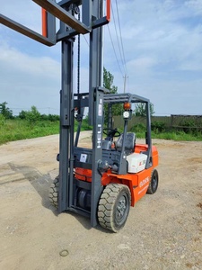 รถยกเฮลิคอปเตอร์มือสอง 3.5 ตัน สำหรับใช้งานนอกพื้นที่ ใช้เครื่องยนต์เบนซิน ยกสูง 3000 มม. แบบสองขั้น สำหรับใช้งานในฟาร์มและร้านค้าปลีก - Product Image 4