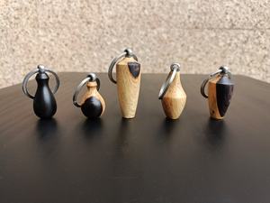 Porte-clés en bois personnalisé, gravure laser, logo gravé en gros, fournisseur de cadeaux promotionnels, porte-clés en bois élégant - Product Image 5