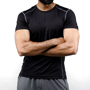 T-shirt de compression personnalisé avec logo, ajusté, basique, pour loisirs, gym, entraînement sportif, musculation, pour hommes - Product Image 1