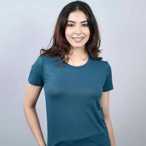 T-shirt en coton uni pour femme, léger, respirant, doux au toucher, confortable, coupe classique pour le travail ou la maison - Product Image 2