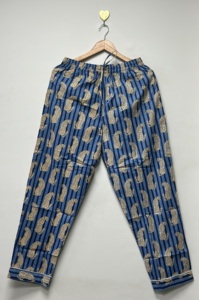 Ensemble de pyjama en coton élégant et luxueux pour femmes, 3 pièces, imprimé léopard, vêtements de détente, haut boutonné, pantalon et pochette - Product Image 5