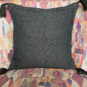 Wholesale Handmade 100% Linen <b>Cushion</b> Cover Hand-block <b>printed</b> Linen <b>cushion</b> cover - Product Image 1