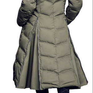 เสื้อโค้ทยาวสีแดงสำหรับผู้หญิง รุ่น YY-EQ-421 สำหรับขี่ม้าและกิจกรรมกลางแจ้ง ฤดูหนาวปี 2026  แบบหนา อุ่น  พร้อมฮู้ด ผลิตในประเทศปากีสถาน - Product Image 1