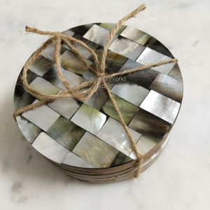 Juego de posavasos de lujo de nácar con soporte de borde dorado |   Posavasos Hechos a Mano con Incrustaciones de Conchas para Decoración del Hogar y Regalos - Product Image 6