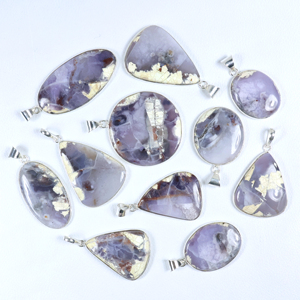 Nuevo Colgante de Piedra Preciosa Púrpura Opaca Hecho a Mano, Joyería de Moda al por Mayor, Estilo Bohemio, Único y Artístico - Product Image 4