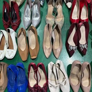 รองเท้ามือ<span class=keywords><strong>สอง</strong></span>จากอิตาลีรองเท้าส้นเตี้ยคุณภาพสูงสำหรับผู้หญิงรองเท้าส้นเตี้ยแฟชั่นสตรีวัสดุแบบผสม - Product Image 3