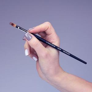 Brocha de Maquillaje Majida Degrade, Punta Plana, Aplicación Precisa para Ojos, Labios y Rostro - Product Image 1