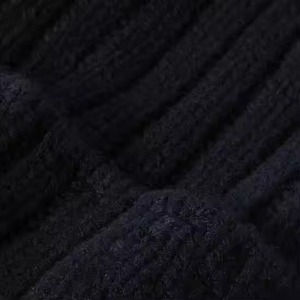 Gorro de Punto Acrílico Suave con Pompón Bordado Personalizado, Gorro de Invierno Cálido, Color Rosa, Unisex, Estilo Y2K, Estampado Animal, Gorra de Moda, Marca Privada - Product Image 5