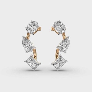 Pendientes de Diamantes Modernos de la Mejor Calidad, Estilo para Fiestas de Trabajo y Brunch de Fin de Semana, Disponibles para la Venta - Product Image 2