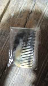 Peigne en corne naturelle pour homme et femme - Product Image 5