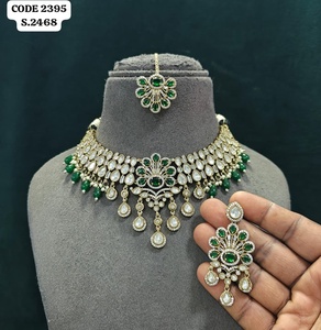 Conjunto de Collar de Diseño AD Stone con Diamantes Americanos, Collar Floral Tipo Bib con Pendientes y Tika, Joyería Nupcial al por Mayor - Product Image 1