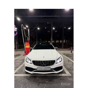 เมอร์เซเดส-เบนซ์ ซี-คลาส ซี63 เอเอ็มจี คูเป้ รุ่นปี 2018 เดือนมิถุนายน วิ่ง 72,000 กม. เกียร์อัตโนมัติ เบาะหนัง กล้องมองหลัง - Product Image 3