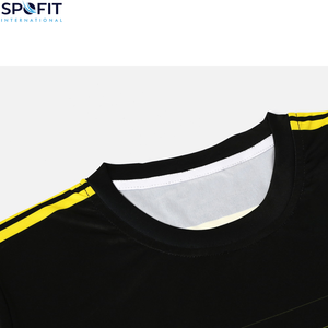 Ensemble d'uniformes de football personnalisés de qualité supérieure, respirant, imprimé par sublimation, maillot et short de football, vêtements de sport d'équipe - Product Image 6