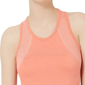 Camiseta sin mangas ligera para mujer, de secado rápido y transpirable, diseño moderno, ideal para correr al aire libre y para el gimnasio. - Product Image 4