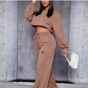 Ensemble sweat-shirt court pour femme, haut à manches longues et col rond avec pantalon à jambes larges et cordon de serrage, tenue décontractée deux pièces assortie B2B - Product Image 3