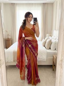 Sari Rangoli Crush con estampado a mano y hermosa bordeada con pedrería Dana Khatli, con bordado Khatli y blusa sin coser hecha a mano. - Product Image 1