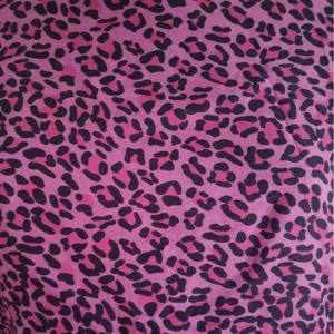Tissu imprimé léopard au bord de la cour, tissu à motif de Texture léopard pour le rembourrage de nuit et les Accents de la maison - Product Image 1