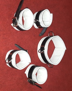<b>Leather</b> <b>Wrist</b> Ankle <b>Cuffs</b> Collar 5 Pcs Set Lockable Buckles Bondage Luxury Style Set - Product Image 5