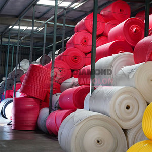 Rouleau d'isolation thermique non laminé en feuille, parmi les plus vendus, pour applications de protection dans la construction (sols, murs, toitures) - Product Image 6