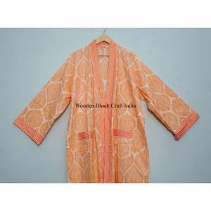 Kimono en coton 100% doux et magnifique, imprimé floral fait main, design kimono en coton, taille unique pour l'automne, l'hiver et le printemps - Product Image 2