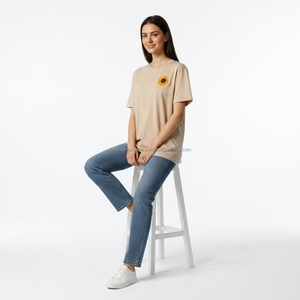 T-shirt vierge personnalisé pour femme en coton 180 g/m² avec logo imprimé, tissu jersey de haute qualité, vente en gros - Product Image 6