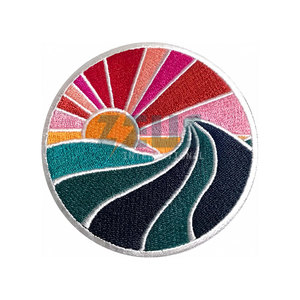 Nouvelle conception en promotion : Patch brodé adhésif avec bordure Merrow, couleur personnalisée, prix raisonnable - Product Image 2