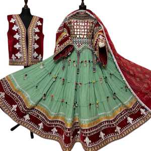 Robe maxi en coton de qualité supérieure, brodée de motifs ethniques, confectionnée à la main, design personnalisé, qualité d'exportation, robes décontractées afghanes - Product Image 1