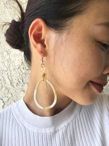 Boucles d'oreilles ovales artisanales en corne de buffle naturelle polie, double bijou de mode, accessoires féminins, artisanat intemporel, classique - Product Image 4